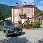 Dei Pini Couette-café 3*