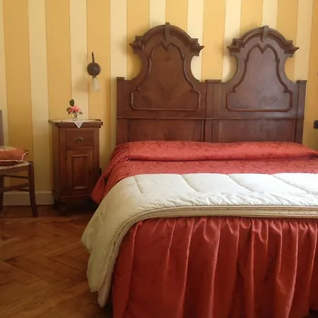 Dei Pini Bed and Breakfast 3*