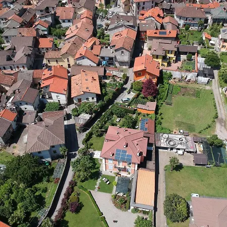 Dei Pini B&B 카노비오