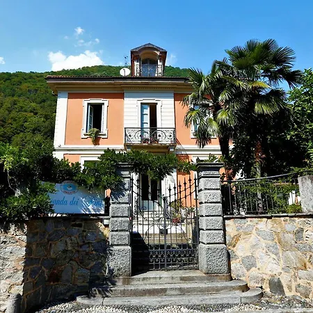 Dei Pini Bed & Breakfast 3*